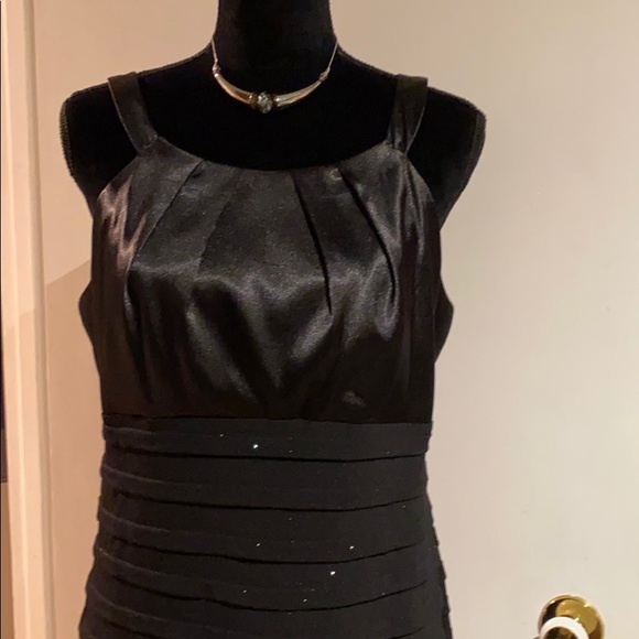 🍒 Black Satin Dress !!! - Picture 5 of 6